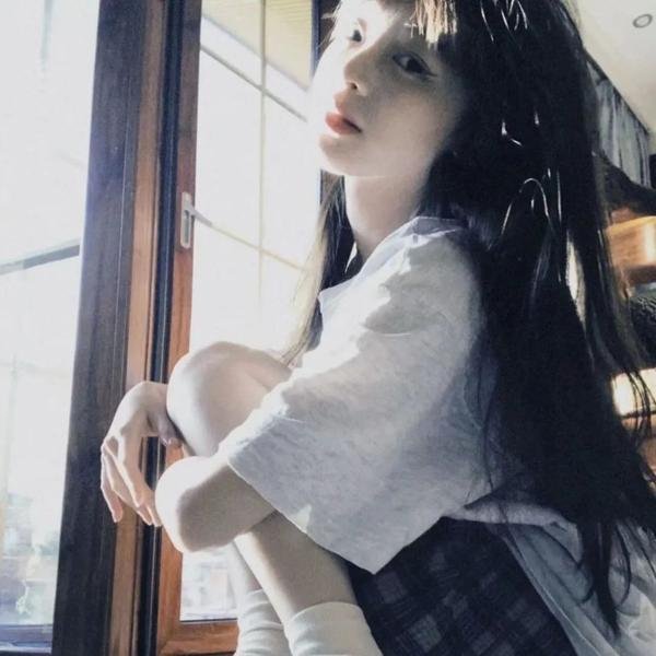 锁清秋